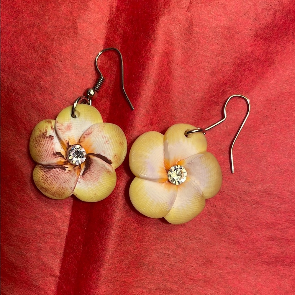 Floral Cream Earrings with Crystal Accent